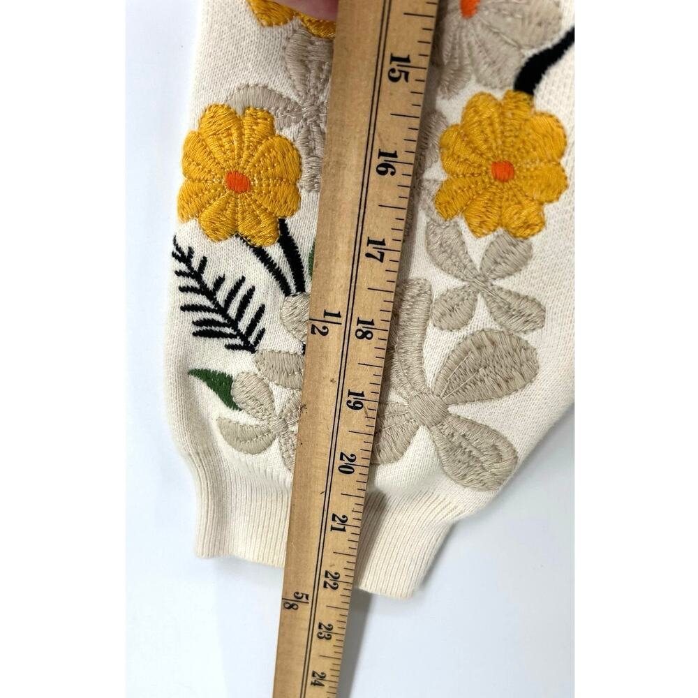 YITAI Songbird Floral Embroidered Crewneck Sweatshirt Size S Cream Heavyweight - Picture 8 of 10